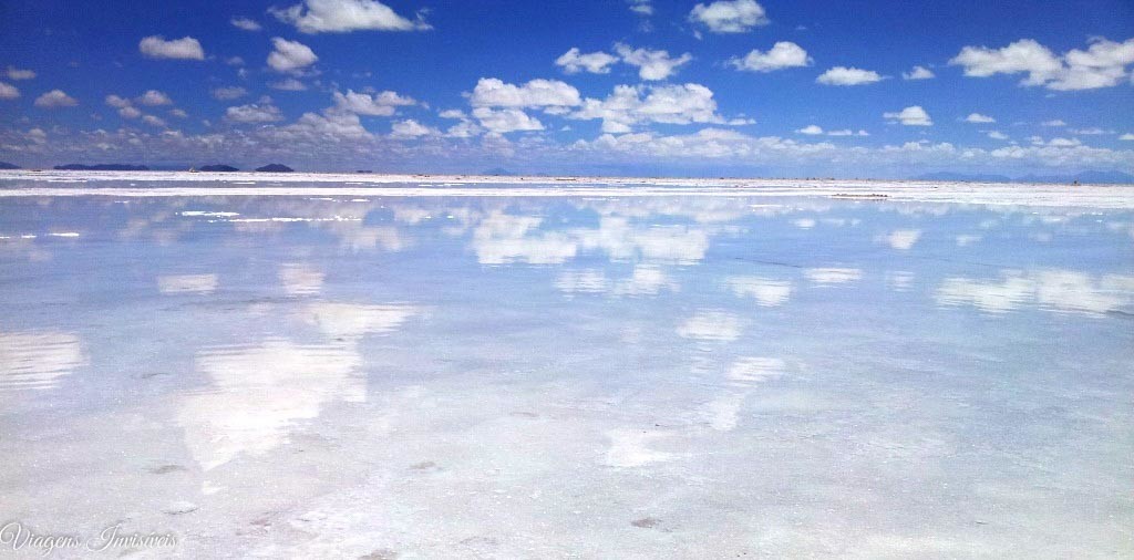 Céu e água no Salar do Uyuni