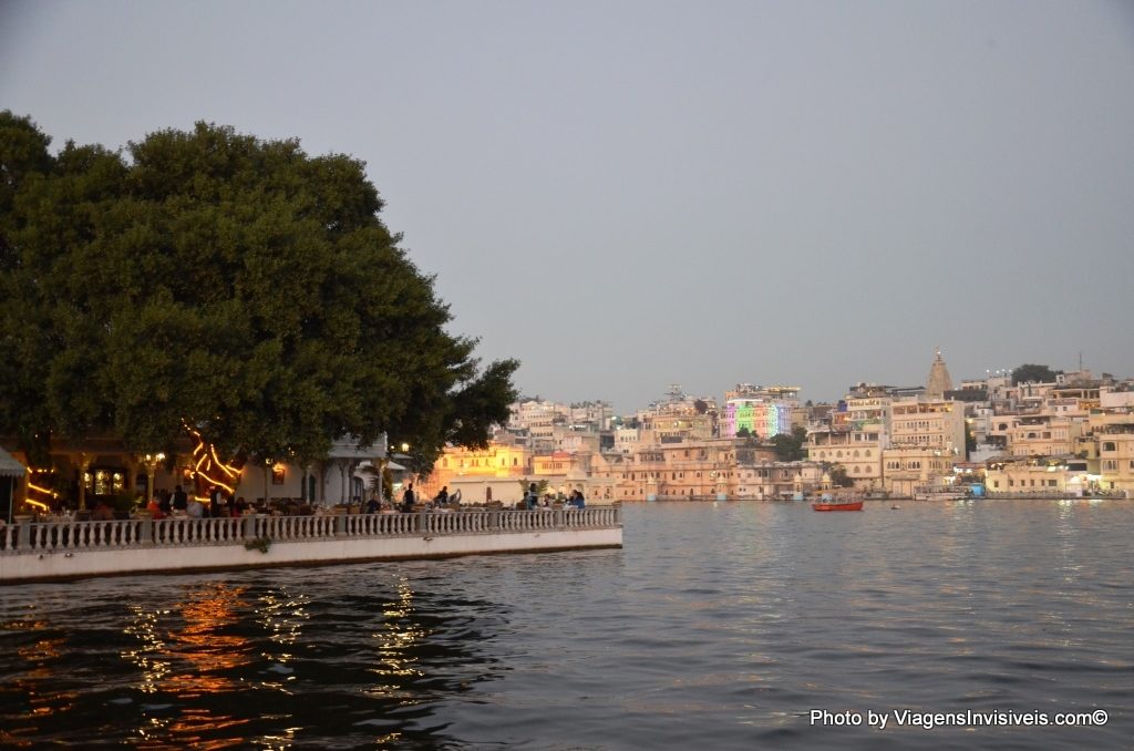 Por do Sol Restaurante Ambrai, Udaipur, India