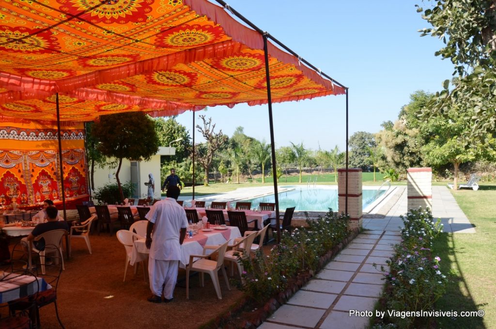 Restaurante em Ranakpur, Índia