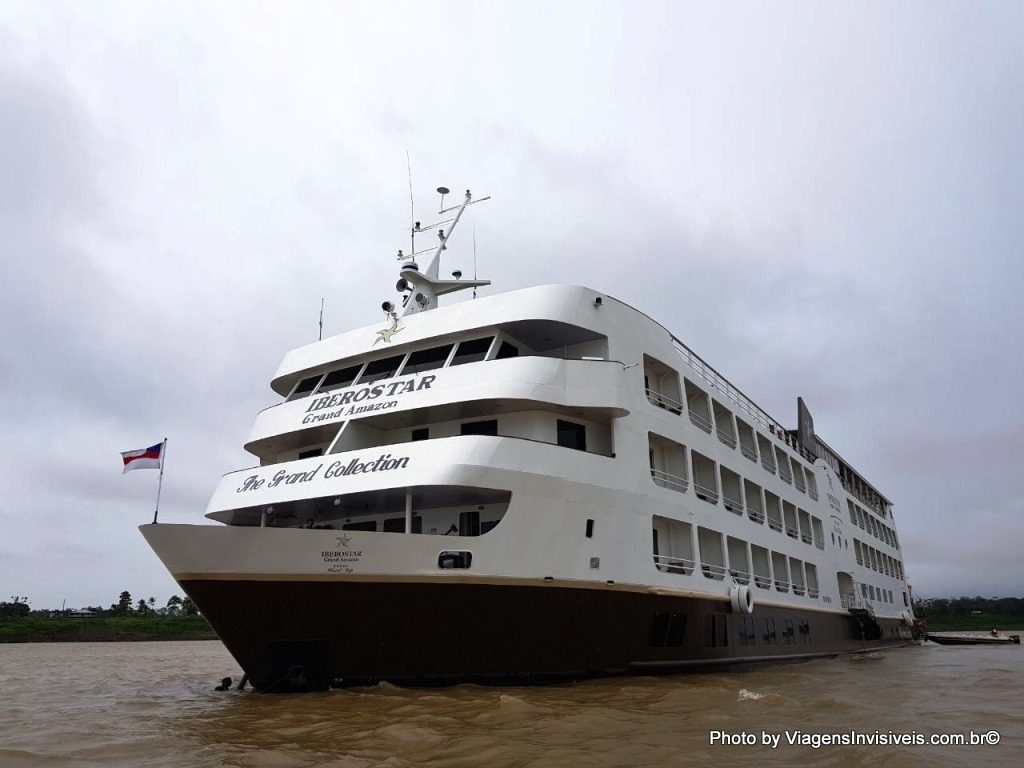 Navio Iberoestar Grand Amazon, Amazonas navegando no Solimões