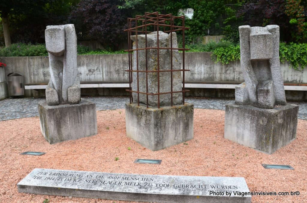 Memorial aos mortos no campo de concentração, Melk, Áustria