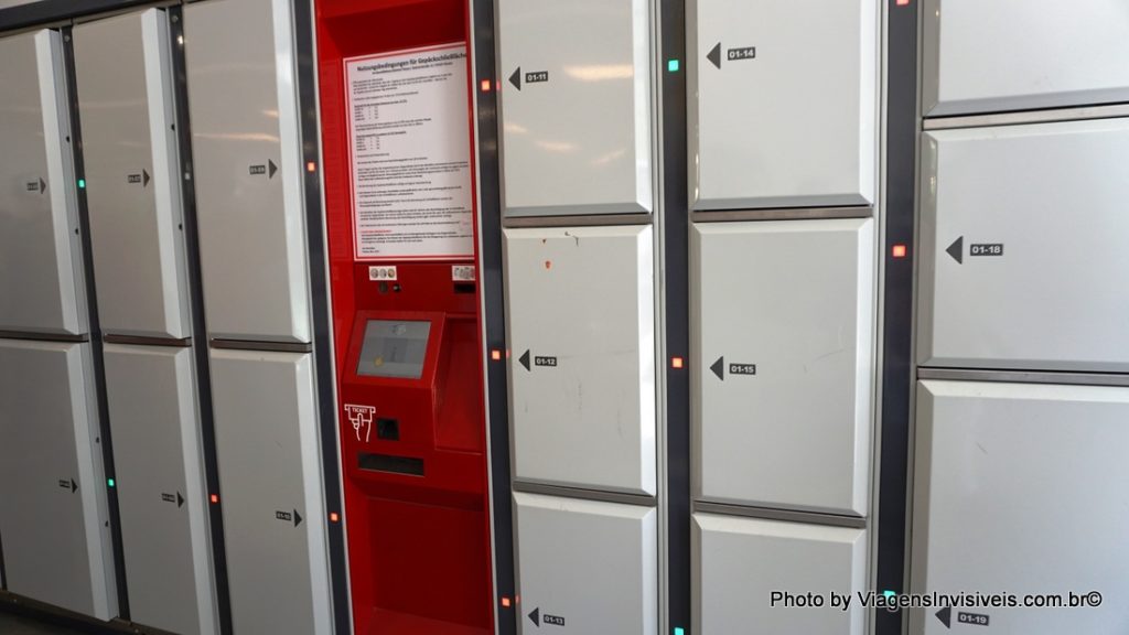 Lockers na estação de trem de Fussen, Alemanha