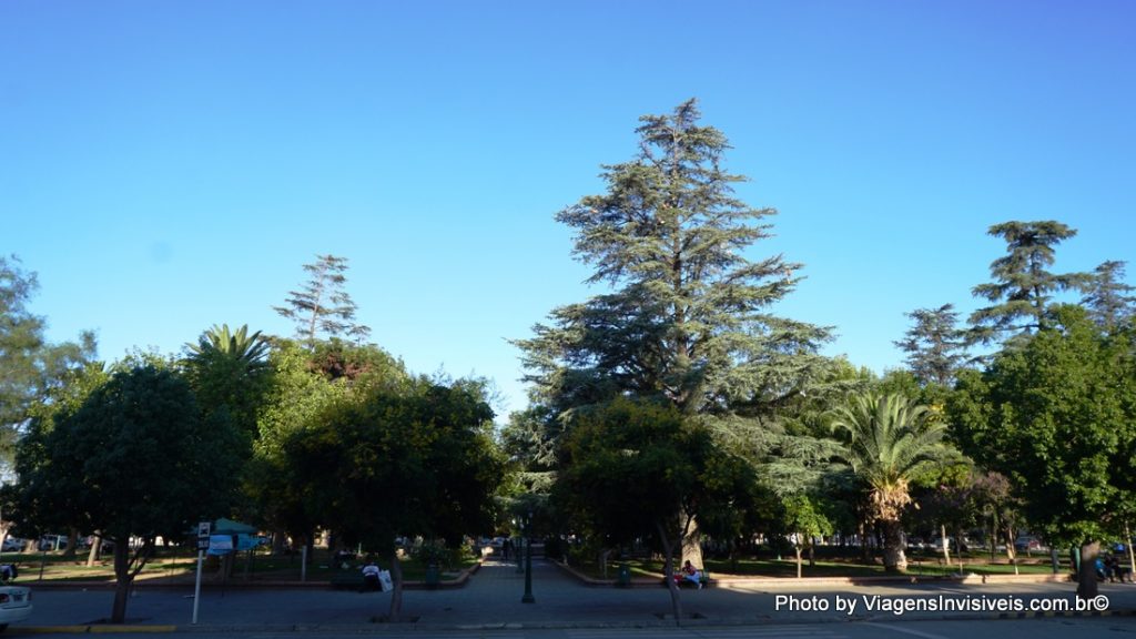 Praça principal da cidade Cafayate, Salta, Argentina