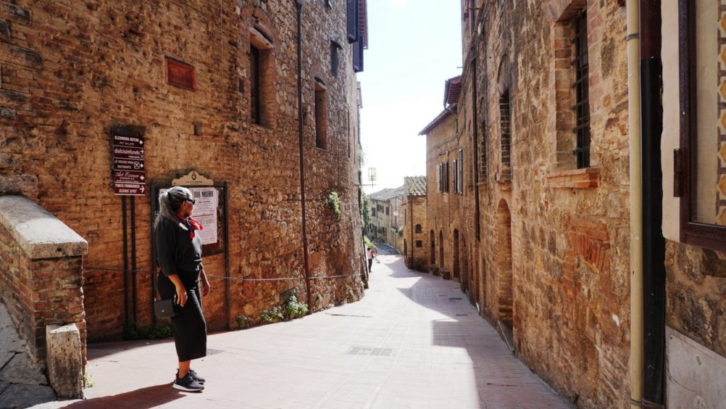 Tentando me encontrar em San Gimignano e falhando miseravelmente