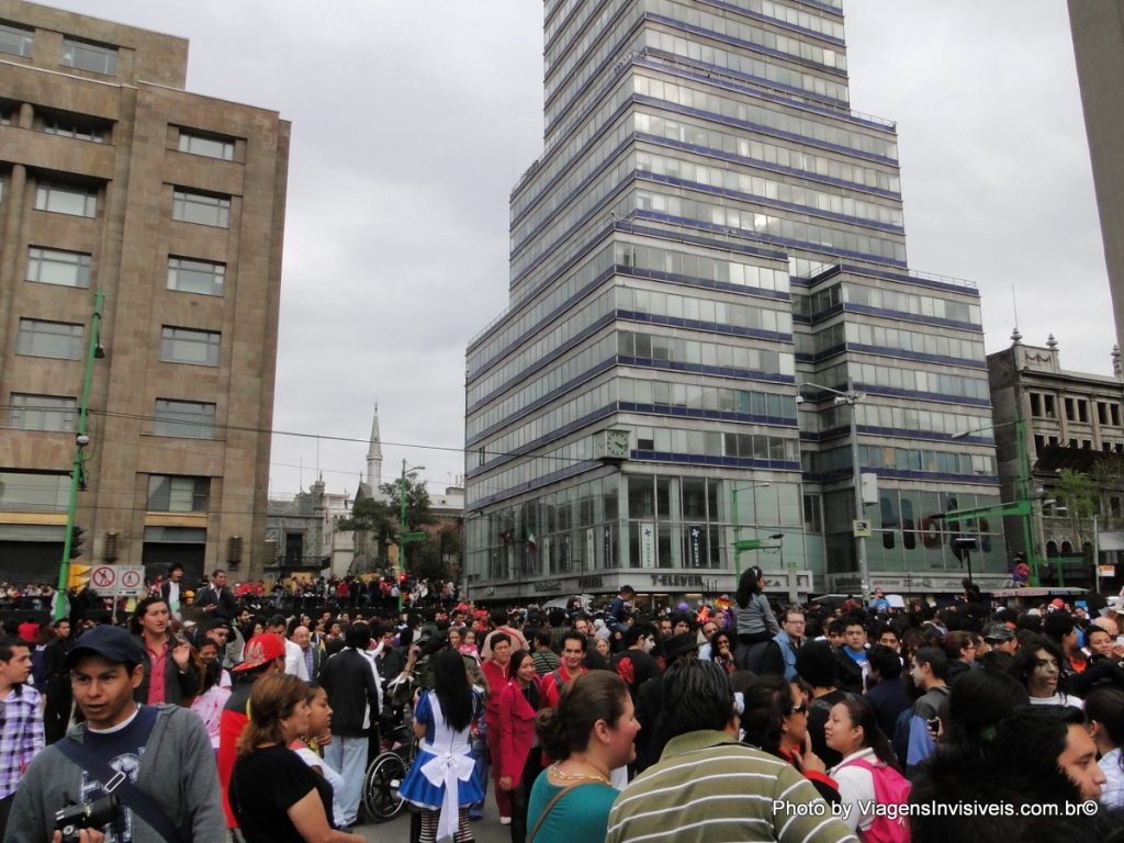 Marcha-dos-Zumbis-Cidade-do-México